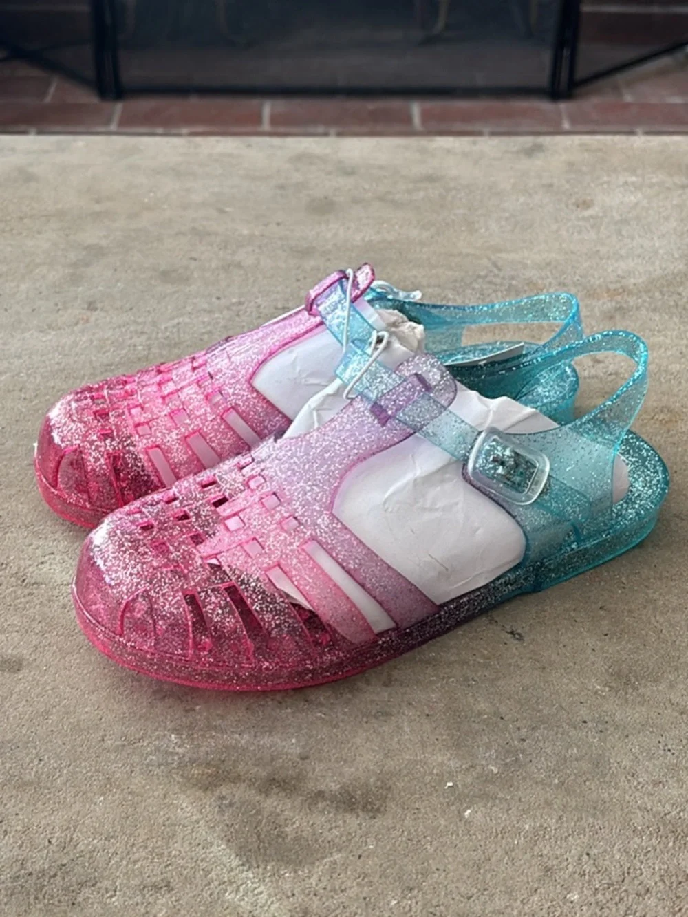 Childrens Place Rainbow Jelly Shoes Fisherman Sandals NWT Big Kid size 3 (A-7)